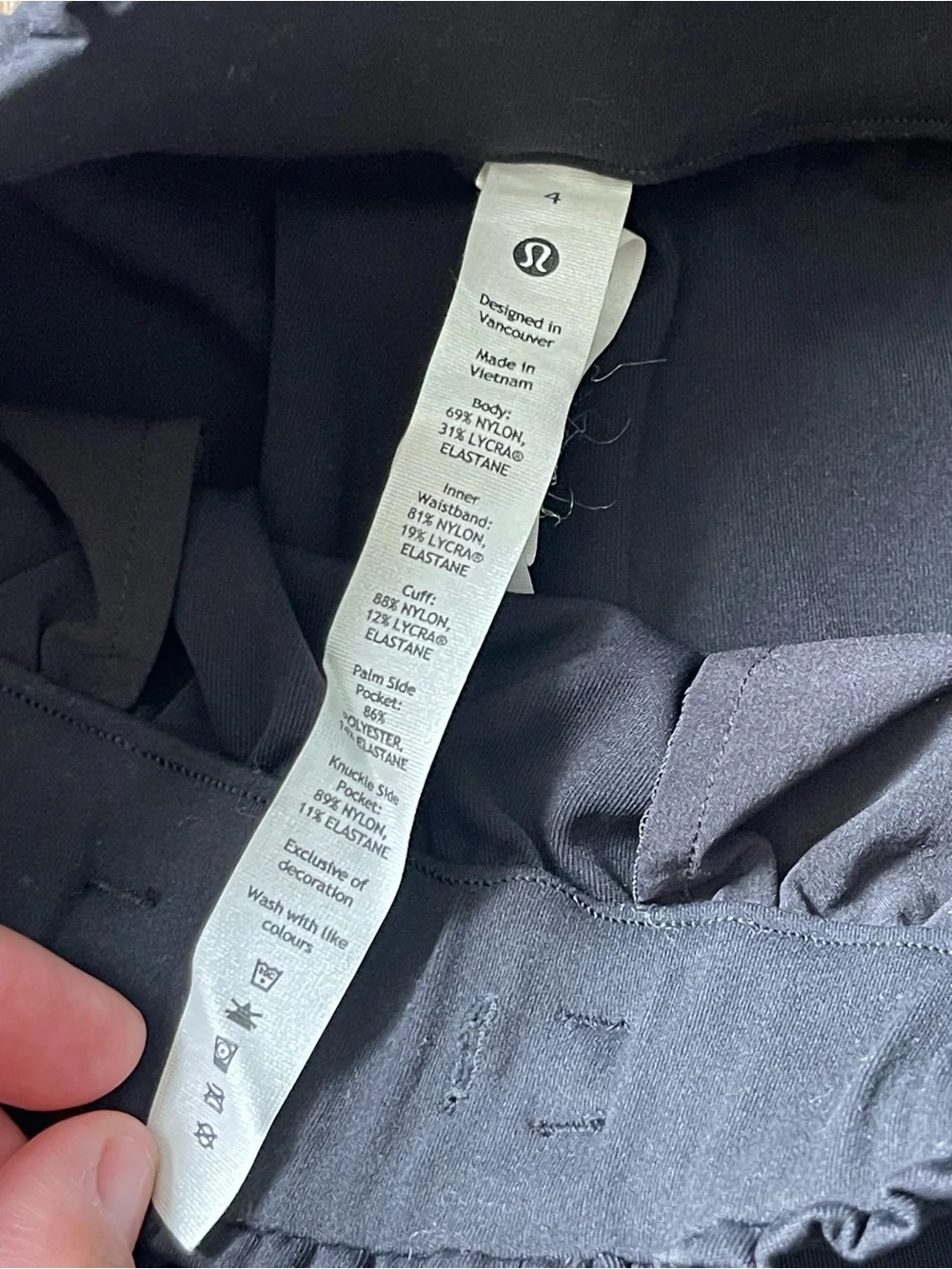 EUC - lululemon athletica Black Elastic Waist Joggers